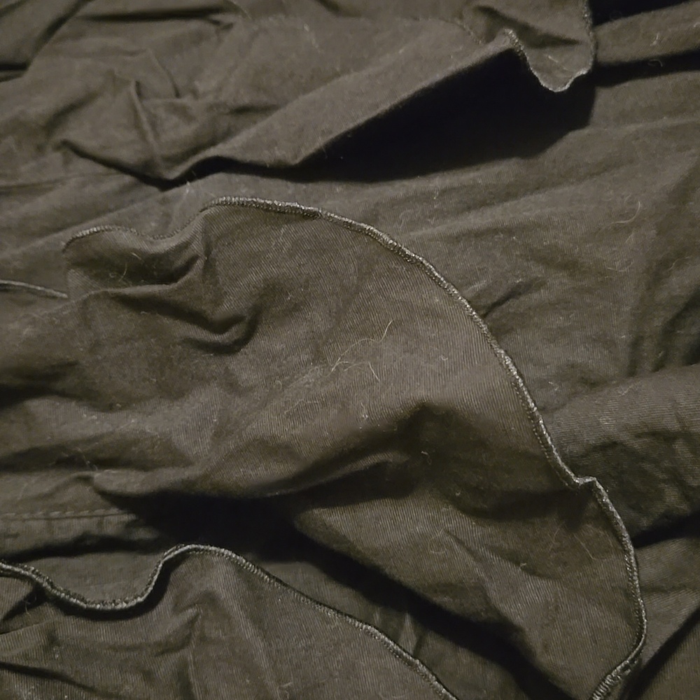 Black Ruffled Mini Skirt XL - Picture 3 of 3